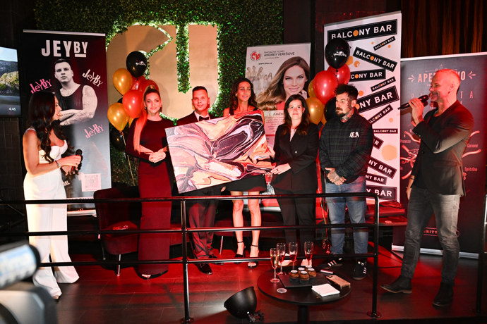 FOTO: Křest videoklipu Jey By. – stránka 8