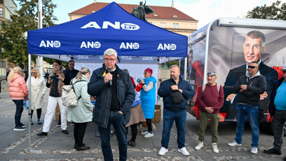 FOTO: Karel Havlíček na dnešním setkání ANO.