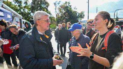 FOTO: Karel Havlíček hojně diskutoval.