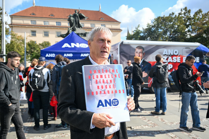 FOTO: ANO čelí velké kritice. – stránka 6