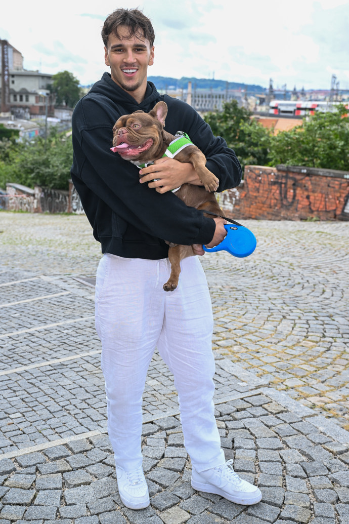 FOTO: Honza Michálek míří do Love Islandu, Bentley bude umístěn do psího resortu. – stránka 4