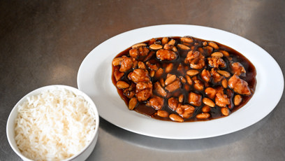 FOTO: Kuřecí kung-pao.