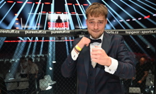 Nový moderátor Clashe Vláďa Kadlec.