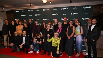 FOTO: Emma Smetana v novém filmu září.