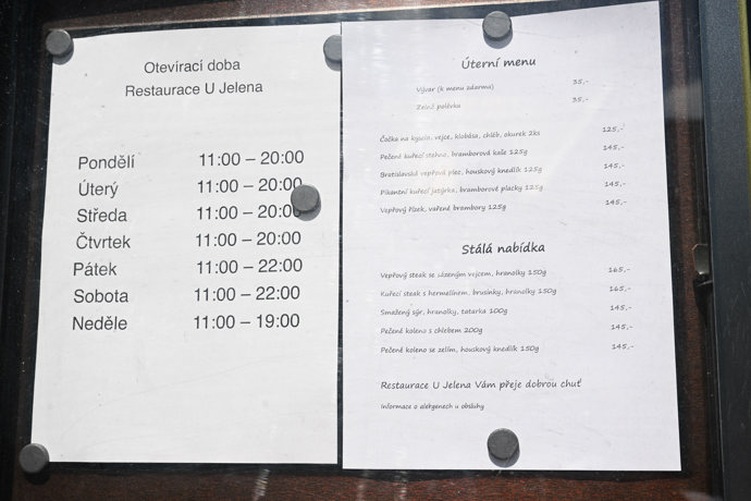 FOTO: Restaurace U Jelena. – stránka 59