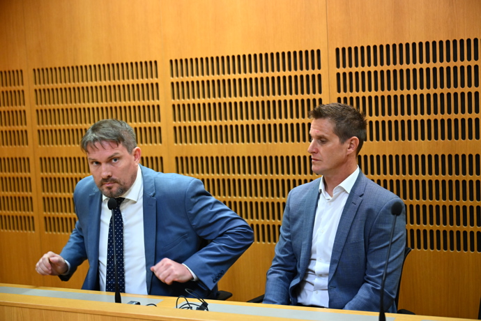 FOTO: Soudní spor Jaromíra Soukupa a Miroslava Dopity. – stránka 14