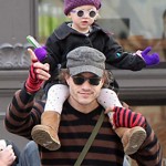 Heath Ledger si otcovství užíval. Bohužel jen dva roky, pak se nešťastnou náhodou předávkoval předepsanými léky na spaní.