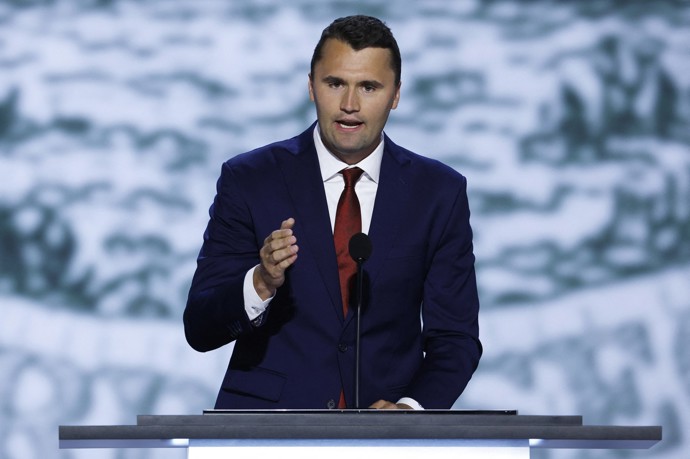 FOTO: Charlie Kirk zemřel. – stránka 4