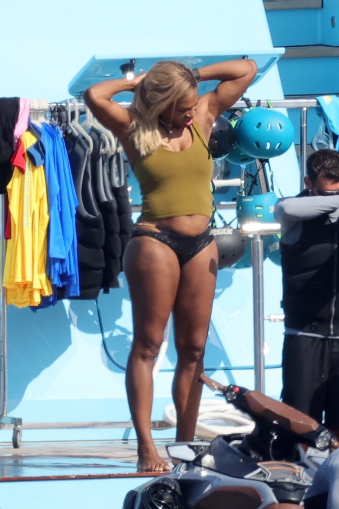 FOTO: Serena na dovolené na lodi. – stránka 1
