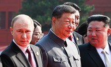 Vladimir Putin, Si Ťin-Pching a Kim Čong-Un na přehlídce v Pekingu.