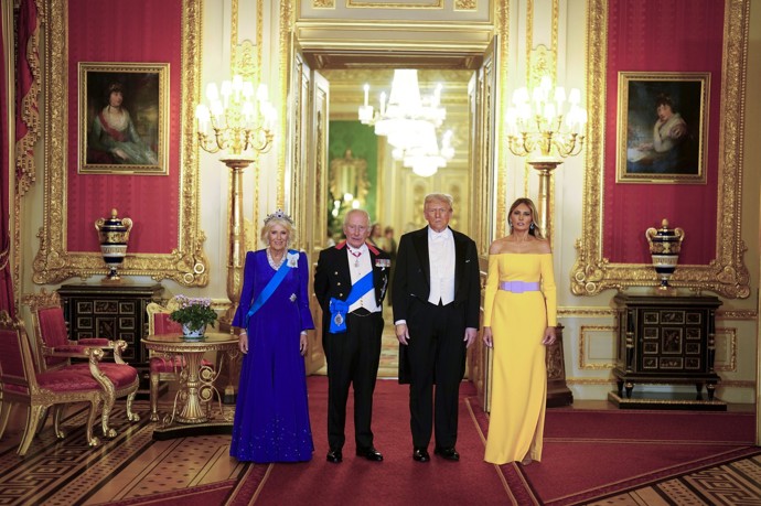 FOTO: Královský banket pro Donalda Trumpa. – stránka 6