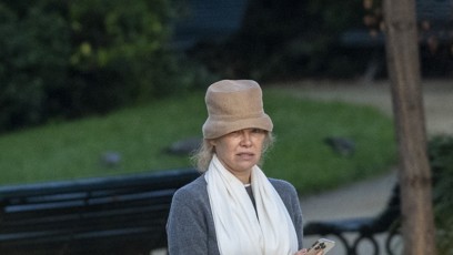 FOTO: Pamela Anderson v ulicích Paříže byla skoro k nepoznání.
