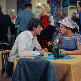 snímek ze seriálu Ve znamení Merkura