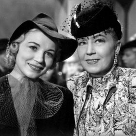 Nechyběly ani herečky Sylva Langová a Růžena Šlemrová.