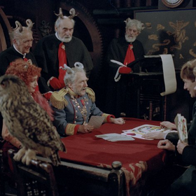 Jiří Hálek hrál také v pohádkách, jednou z nich byla Jak vyženit z pekla štěstí: Aneb jak čert hledal mezi lidmi hříšníka a našel mnohem víc. Další snímky jsou z téže pohádky.