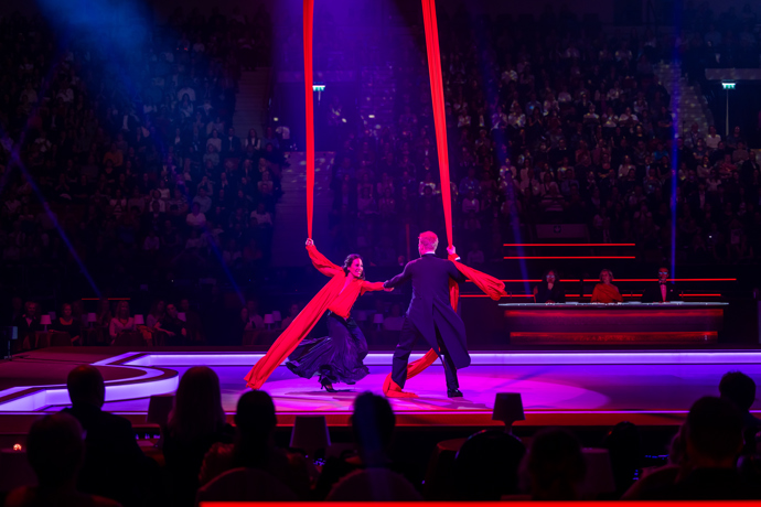 FOTO: StarDance Tour bylo plné tradičních tanců. – stránka 19