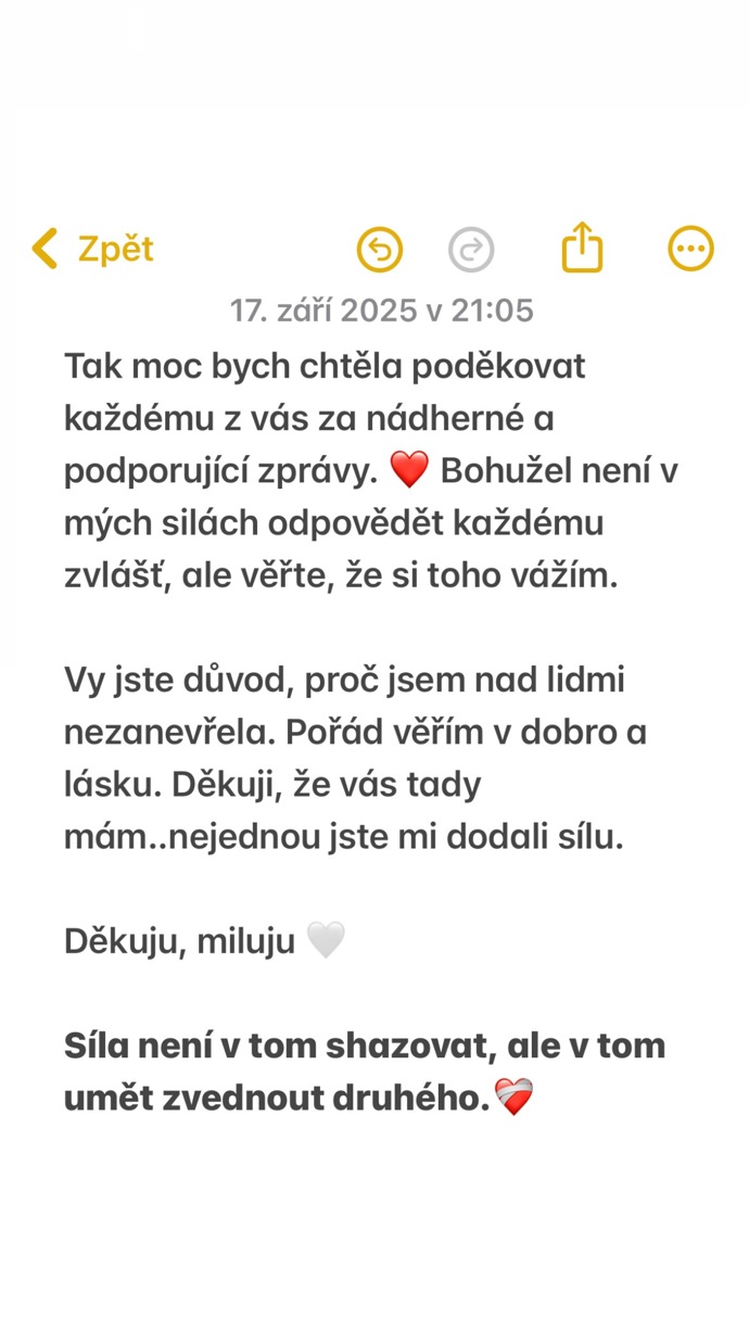 FOTO: Natálie Kočendová poděkovala po nechutném útoku za podporu.