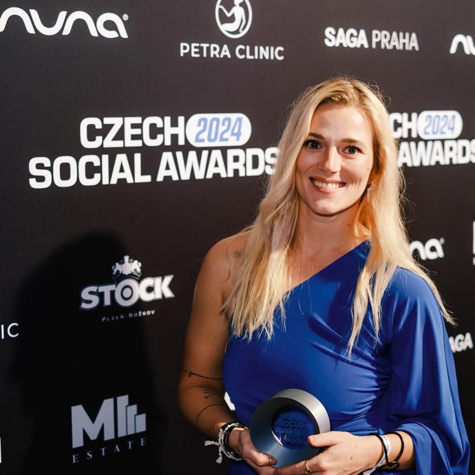 FOTO: Kateřina Pokorná je úspěšná básnířka. – stránka 2