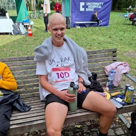 Sváťa porazil rakovinu. Vítězství oslavil štafetovým během, kde získal jeho tým zlato.