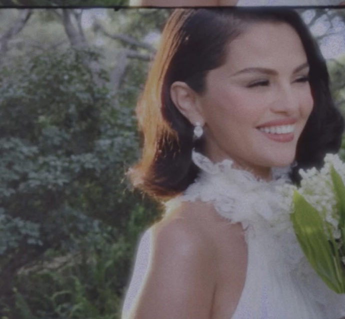 FOTO: Selena Gomez byla ve svůj svatební den nádherná nevěsta.