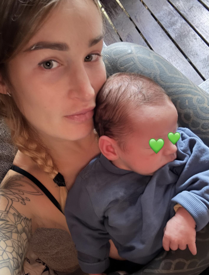 FOTO: Daisy Lee má problémy s kojením.