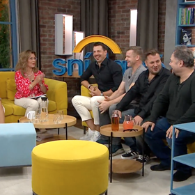 Hosty pořadu Snídaně s Novou, který mimo jiné moderuje i Dana Morávková, byli herci, kteří už 18. září zazáří v novém muzikálu Taťkové. 