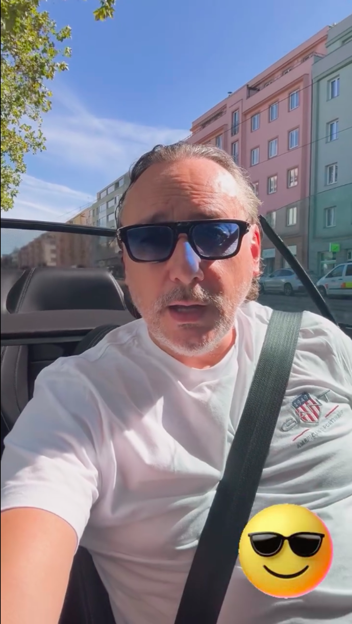 FOTO: Vojtko se vyjádřil k vyhazovu z muzikálu. – stránka 10