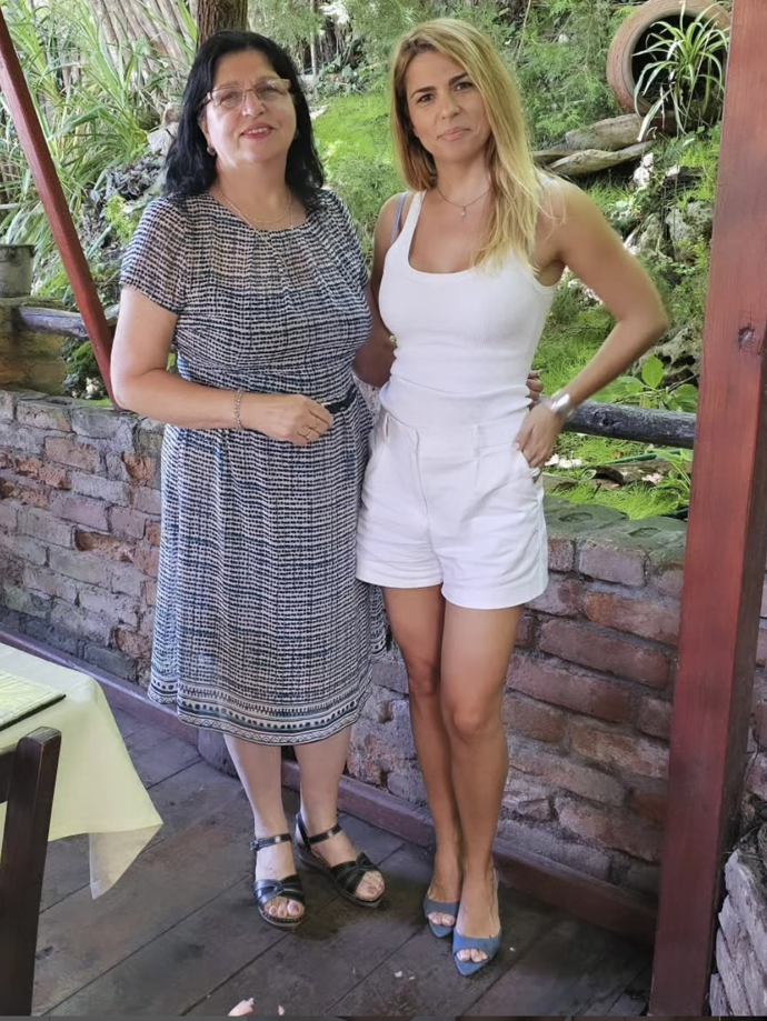 FOTO: Krásná Makedonka se pyšní výstavní postavou. – stránka 20
