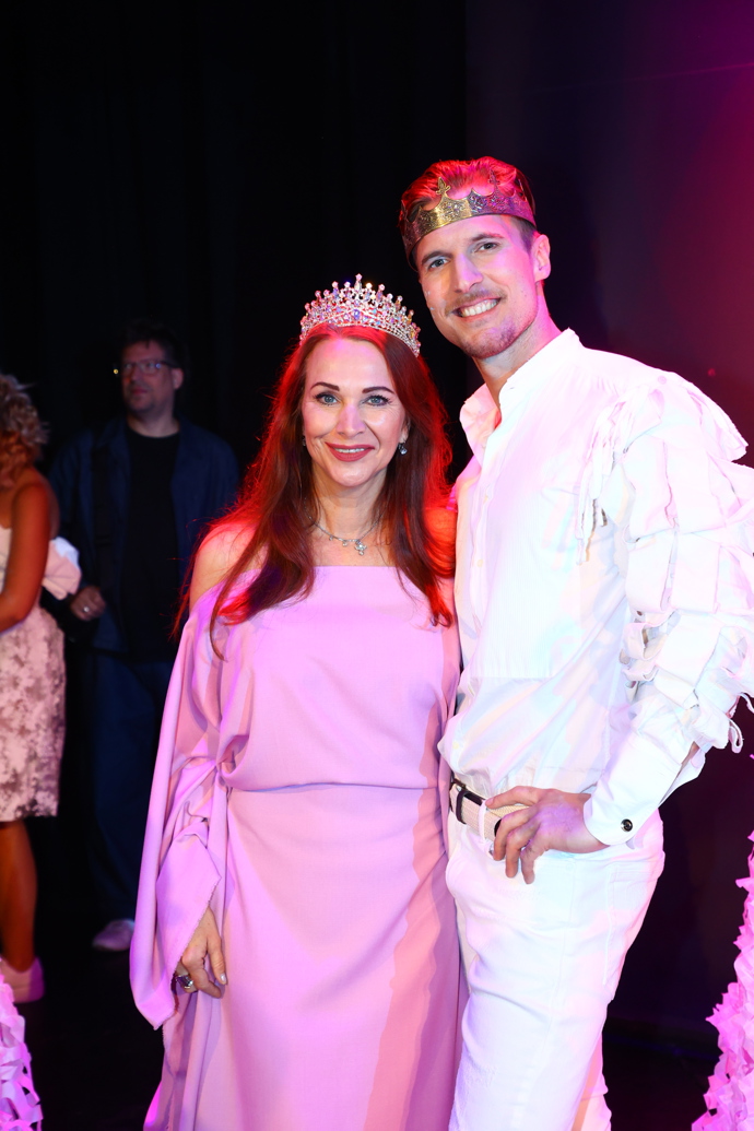 FOTO: Jana Vaculíková a Ondřej Bábor. – stránka 24