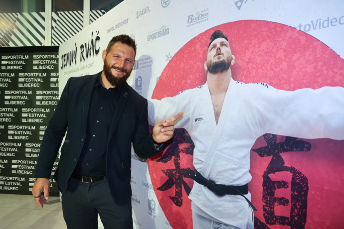 FOTO: Lukáš Krpálek je slavný český judista. – stránka 33