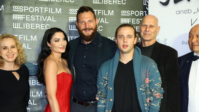 FOTO: Edouard Philipponnat se vyfotil s Lukášem Krpálkem a jeho ženou.