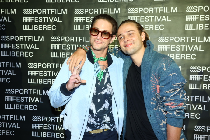 FOTO: Cameron Douglas a Edouard Philipponnat. – stránka 22