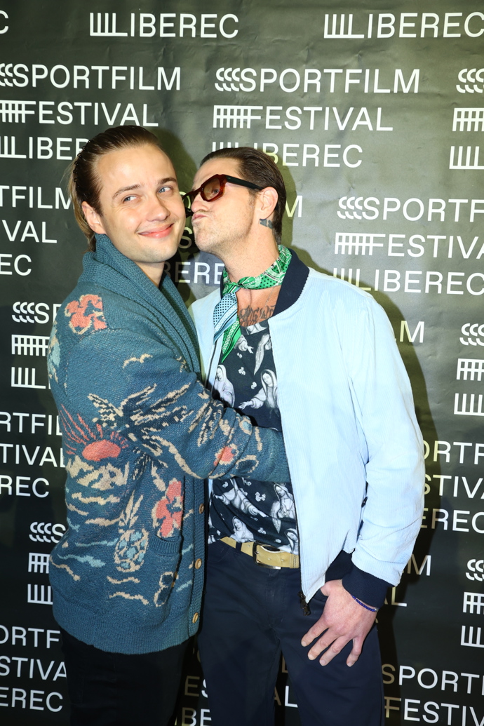 FOTO: Cameron Douglas a Edouard Philipponnat. – stránka 13