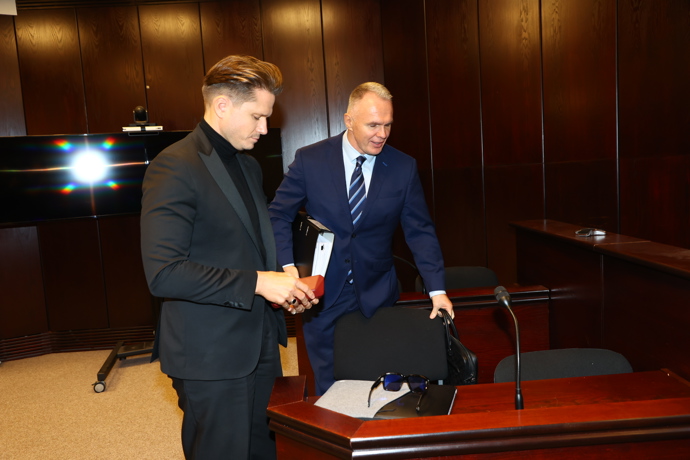 FOTO: Hudebník Ondřej Brzobohatý u soudu. – stránka 51