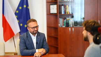 FOTO: Marian Jurečka během rozhovoru pro eXtra.cz.