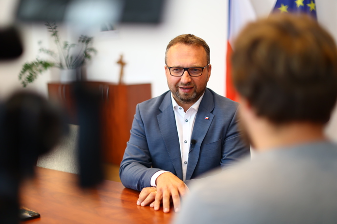 FOTO: Marian Jurečka strávil několik dní na kombajnu. – stránka 8