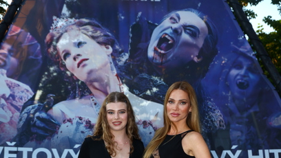 FOTO: Andrea Verešová se svou půvabnou dcerou.