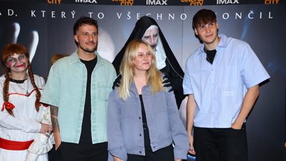 FOTO: Přišli i hvězdy Farmy.