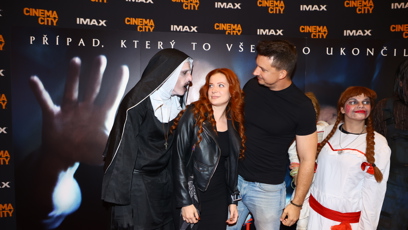 FOTO: Karel Kašák a Kateřina Bláhová na premiéře V zajetí démonů 4.