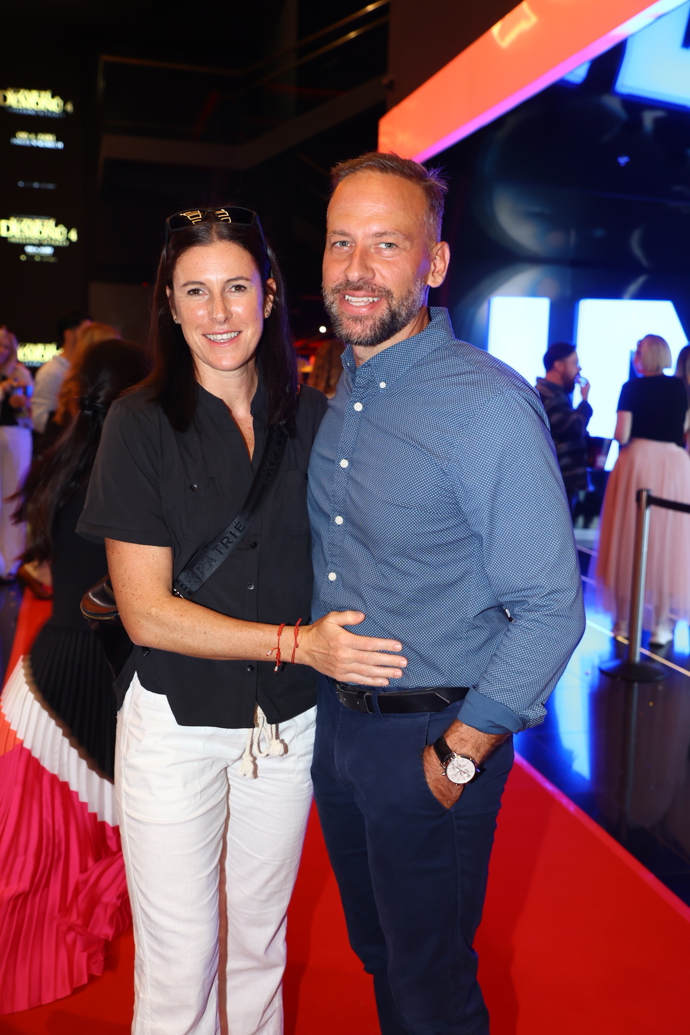 FOTO: Zuzana Hejnová s partnerem. – stránka 17