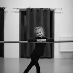 Stella Polášková si k herectví přidala i tanec a gymnastiku.