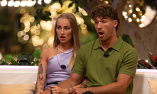 Michelle Ptašinská a Marin Mikuš se hádají.