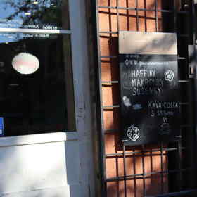 Čerstvě upečené psí sušenky a haffiny totiž častokrát voní až ven. 