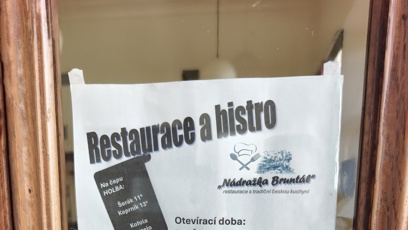 FOTO: Otevírací doba restaurace.