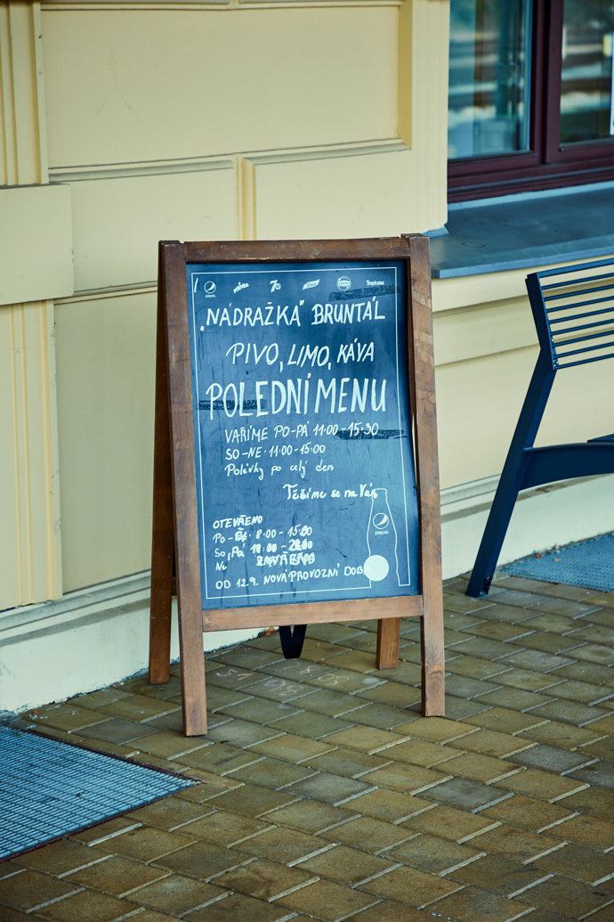 FOTO: Restaurace Nádražka a její polední menu. – stránka 35