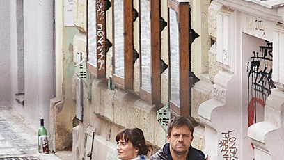 FOTO: Jiří Mádl se svou partnerkou a synem.