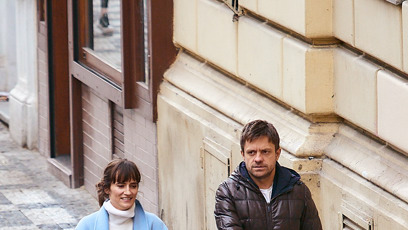 FOTO: Jiří Mádl se svou partnerkou a synem.