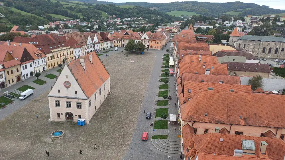 FOTO: Krásné náměstí města Bardějov.