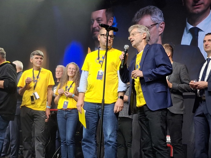 FOTO: Vzpomínkový večer pro Danu Drábovou. – stránka 20