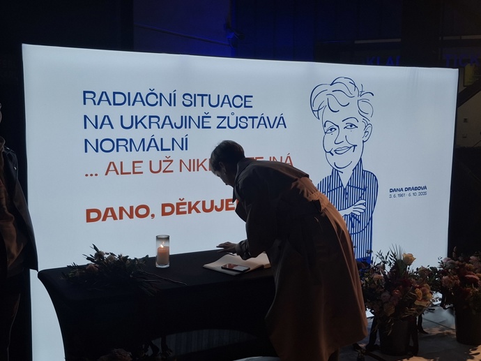 FOTO: Vzpomínkový večer na Danu Drábovou ve Foru Karlín. – stránka 16